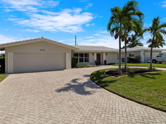 Продажа дома по адресу 5370 NE 17th Avenue - фото 6730385