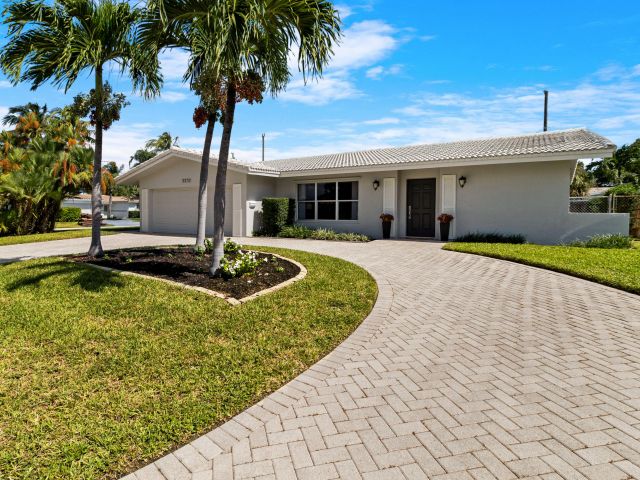 Продажа дома по адресу 5370 NE 17th Avenue - фото 6730386