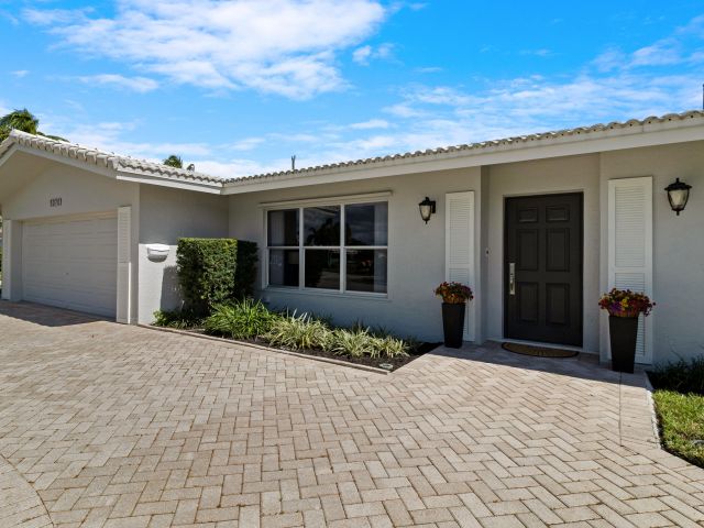 Продажа дома по адресу 5370 NE 17th Avenue - фото 6730388