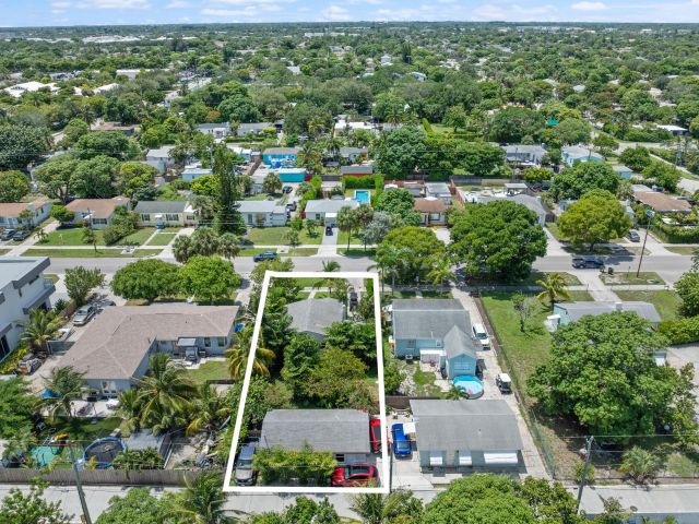 Продажа дома по адресу 321 S Swinton Avenue - фото 6744103