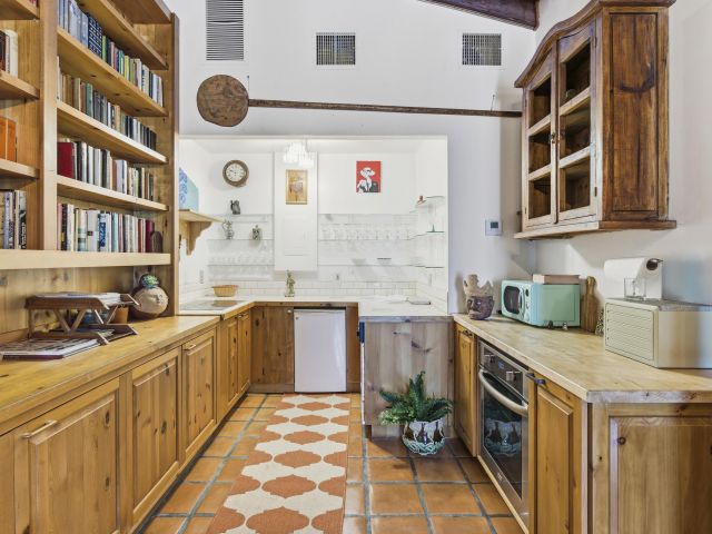 Продажа дома по адресу 281 Granada Road - фото 6728057