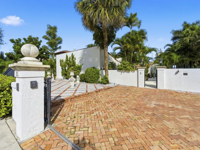 Продажа дома по адресу 281 Granada Road - фото 6728064