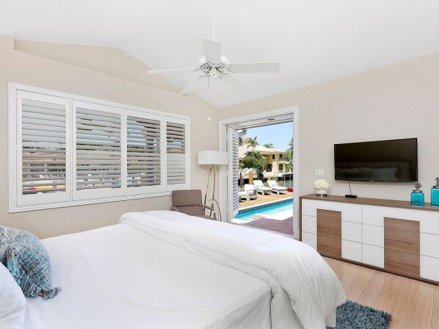 Дом в аренду по адресу 511 Golden Harbour Drive - фото 6749261