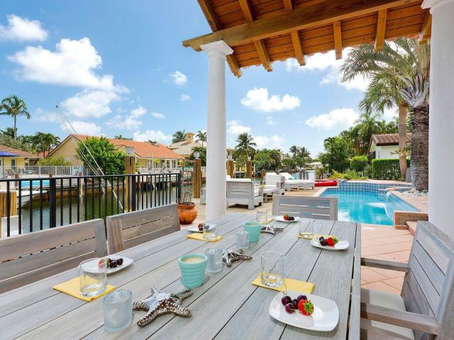 Дом в аренду по адресу 511 Golden Harbour Drive - фото 6749273