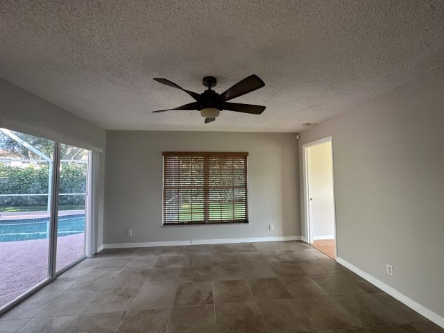 Продажа дома по адресу 450 NW 53rd Street - фото 6748819