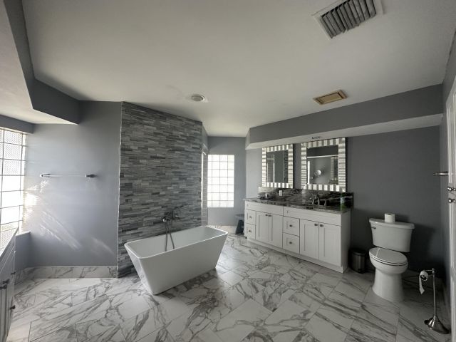 Продажа дома по адресу 450 NW 53rd Street - фото 6748828