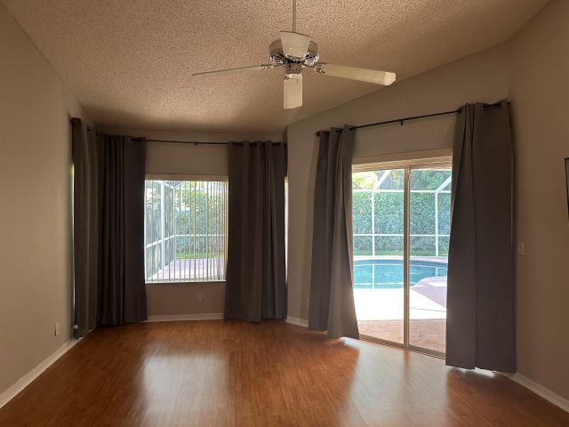 Продажа дома по адресу 450 NW 53rd Street - фото 6748832