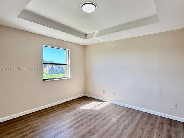 Дом в аренду по адресу 11326 SW 238th St 11326 - фото 7478615