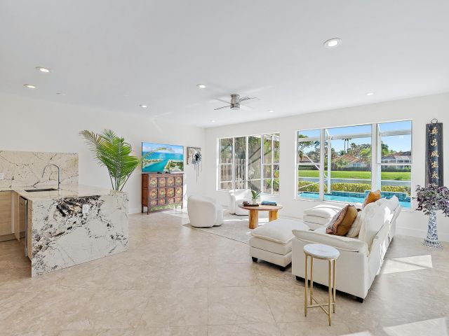 Продажа дома по адресу 8320 Heritage Club Drive - фото 6729604