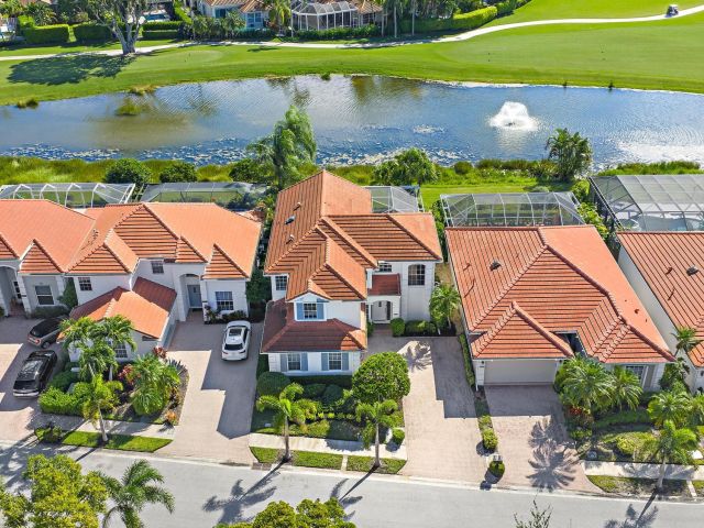 Продажа дома по адресу 8320 Heritage Club Drive - фото 6729611