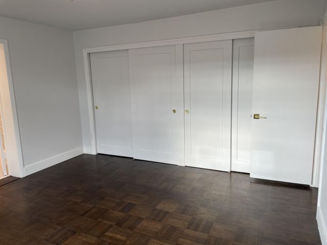 Продажа дома по адресу 360 Alhambra Place - фото 6762817