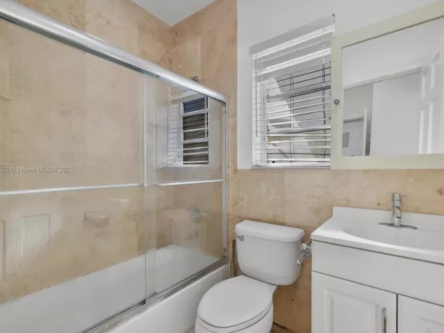 Продажа дома по адресу 8826 Emerson Ave - фото 6729533