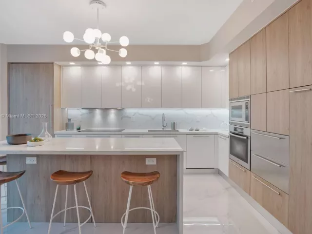 Продажа квартиры #4306 - фото 6729922