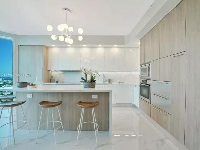 Продажа квартиры #4306 - фото 6729923