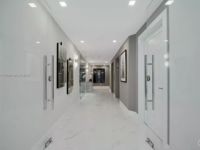 Продажа квартиры #4306 - фото 6729925