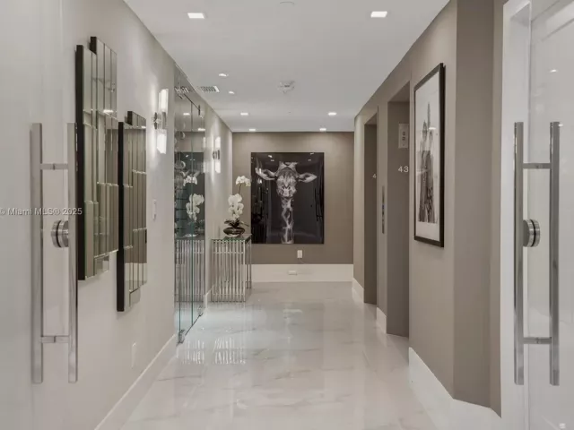 Продажа квартиры #4306 - фото 6729926