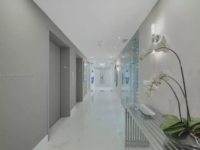 Продажа квартиры #4306 - фото 6729927