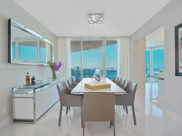 Продажа квартиры #4306 - фото 6729910