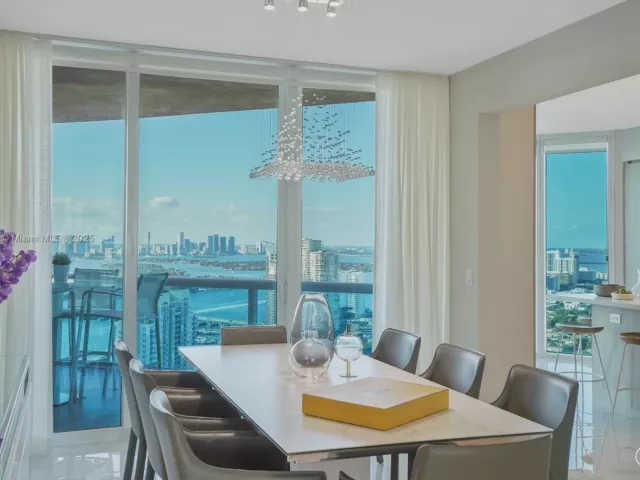 Продажа квартиры #4306 - фото 6729912