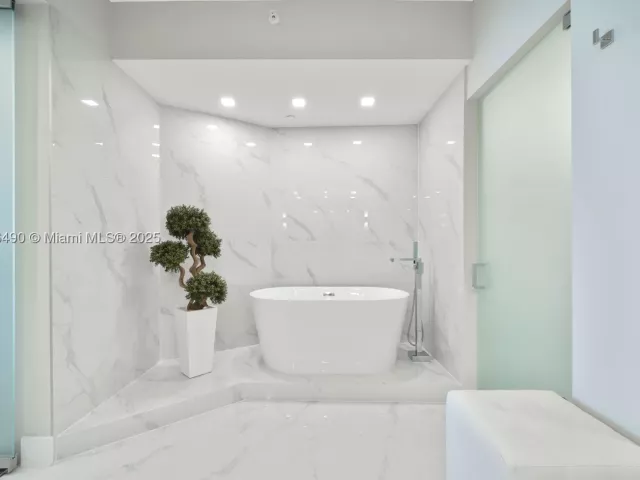 Продажа квартиры #4306 - фото 9067294