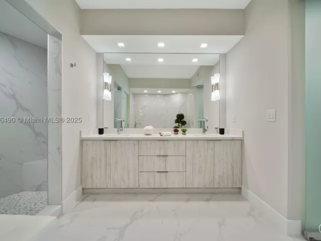 Продажа квартиры #4306 - фото 9067296
