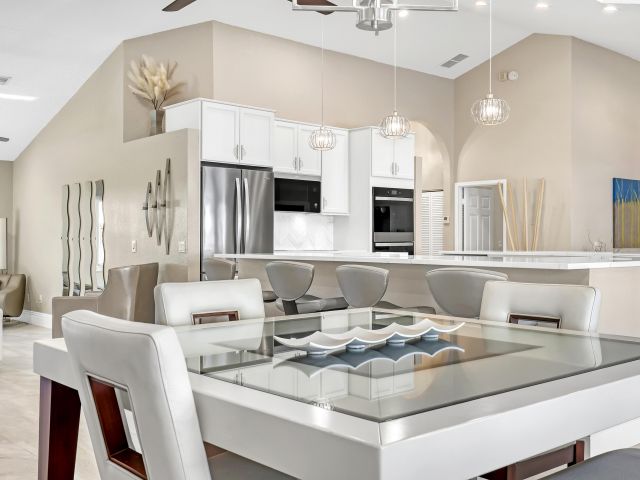 Продажа дома по адресу 815 Bamboo Lane - фото 6764845