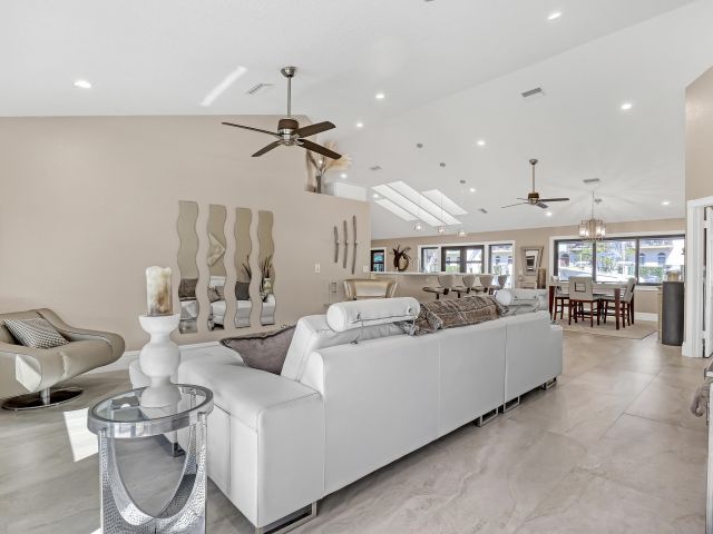 Продажа дома по адресу 815 Bamboo Lane - фото 6764851