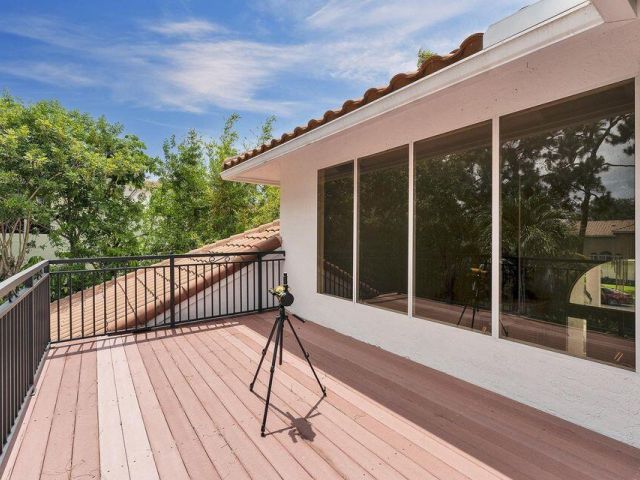 Дом в аренду по адресу 3271 Harrington Drive - фото 6749197