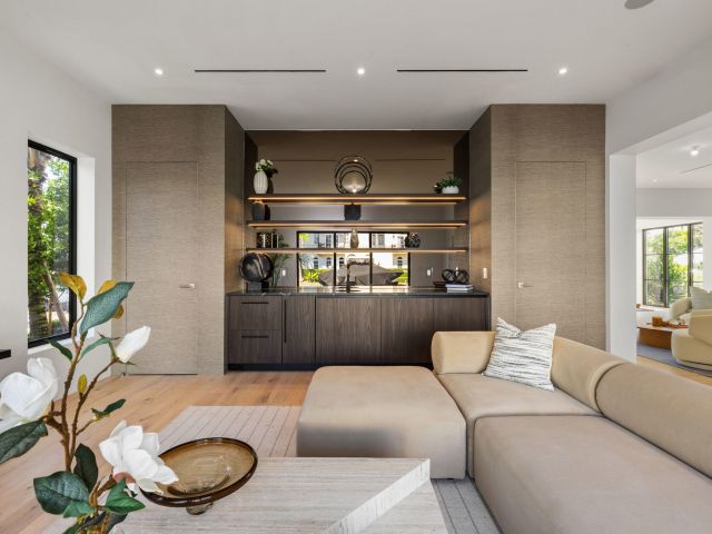 Продажа дома по адресу 819 Bamboo Lane - фото 6739447