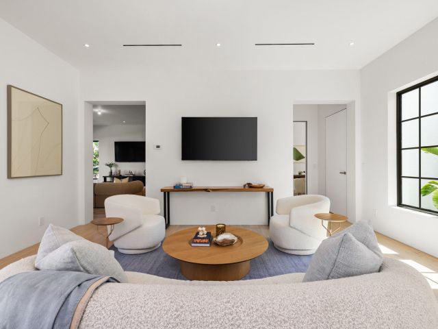 Продажа дома по адресу 819 Bamboo Lane - фото 6739449