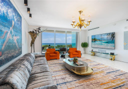 Квартира #205