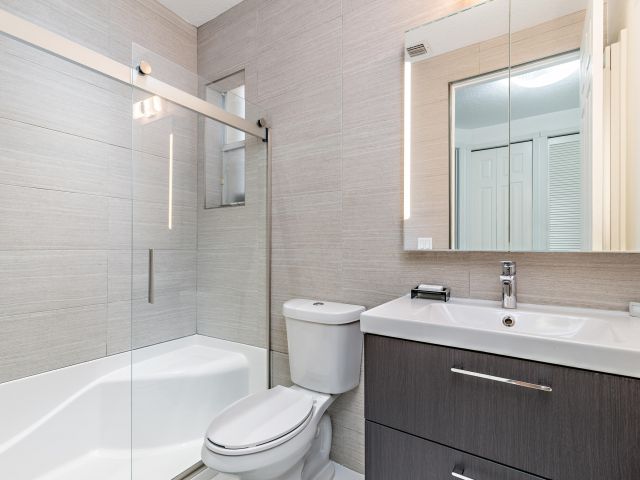 Дом в аренду по адресу 8270 Spyglass Drive - фото 6760390