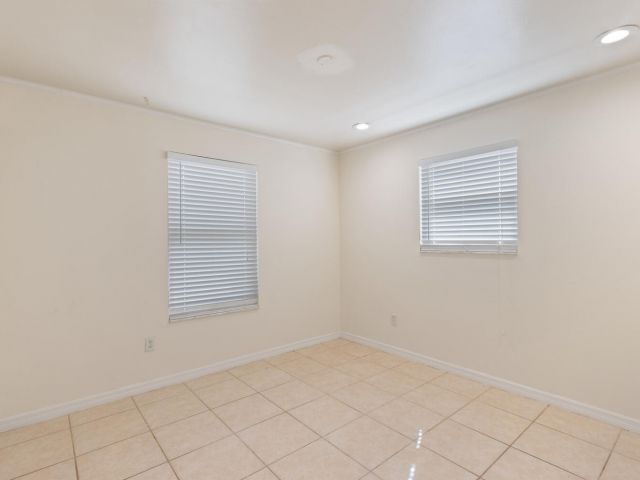 Продажа дома по адресу 3329 El Vedado Court E - фото 6733243