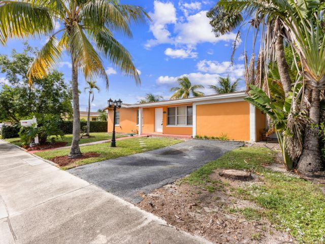 Продажа дома по адресу 3329 El Vedado Court E - фото 6733256