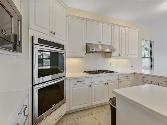 Дом в аренду по адресу 16794 Bridge Crossing Circle - фото 6739018