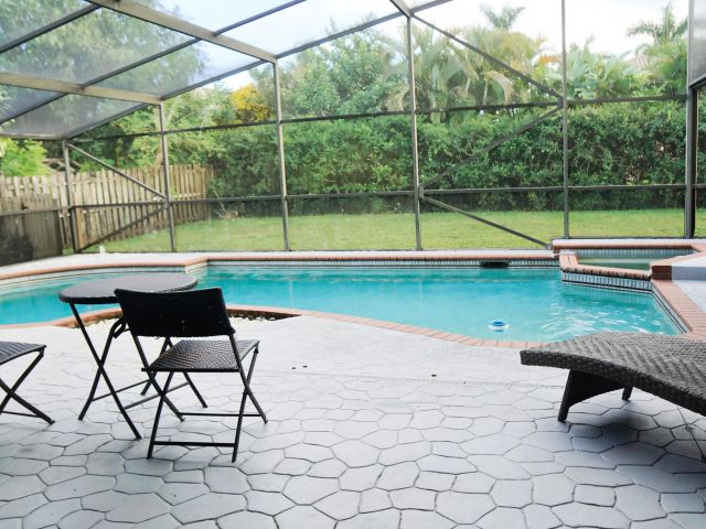 Дом в аренду по адресу 11508 Clear Creek Place - фото 6748557