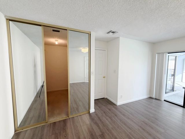 Дом в аренду по адресу 11508 Clear Creek Place - фото 6748562