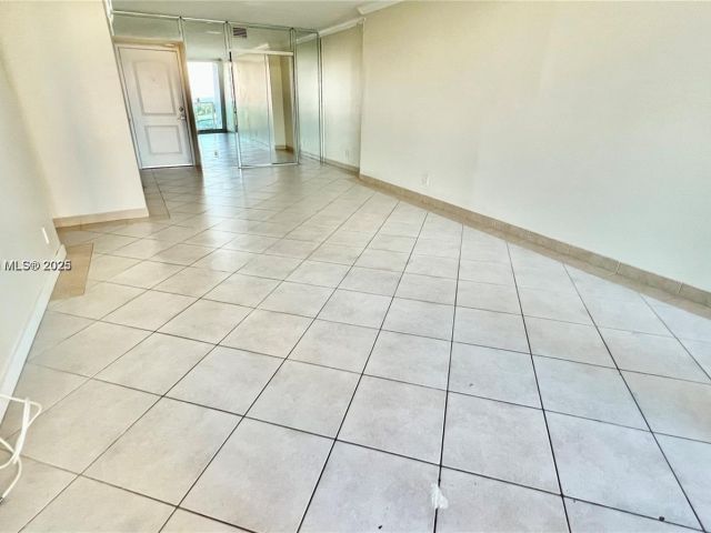 Продажа квартиры #607 - фото 6733627