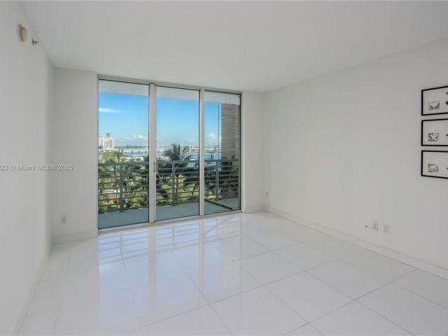 Продажа квартиры #1722 - фото 6739575