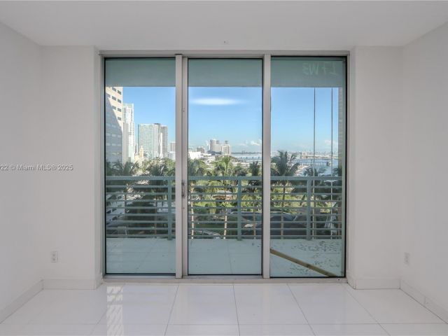 Продажа квартиры #1722 - фото 6739577