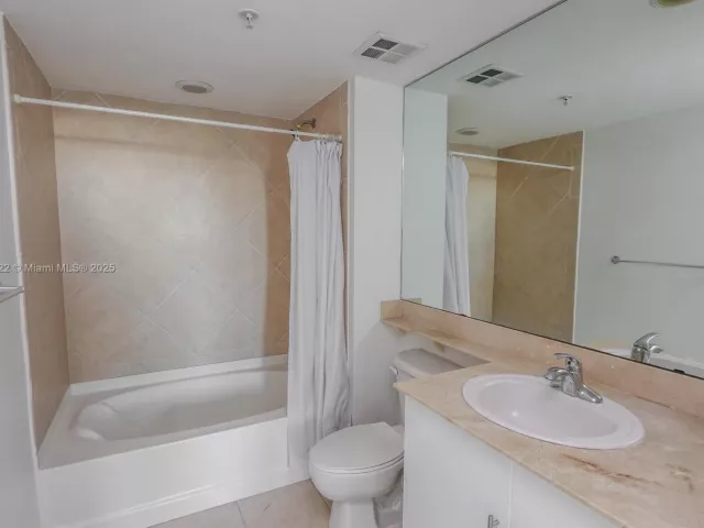 Продажа квартиры #1722 - фото 6739570