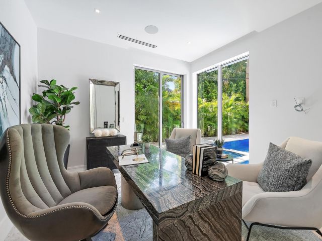 Продажа дома по адресу 260 31st Street - фото 6760644