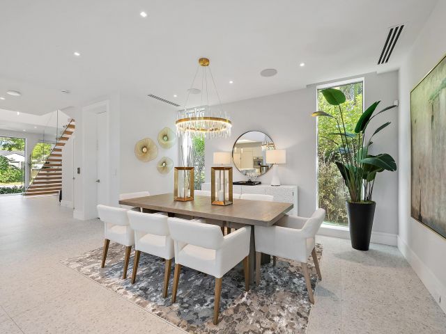 Продажа дома по адресу 260 31st Street - фото 6760645