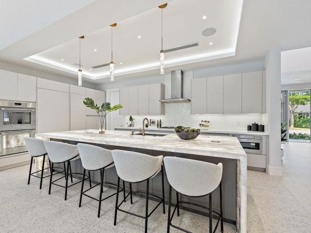 Продажа дома по адресу 260 31st Street - фото 6760646