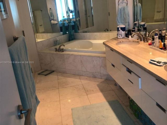 Продажа квартиры #801 - фото 6738063