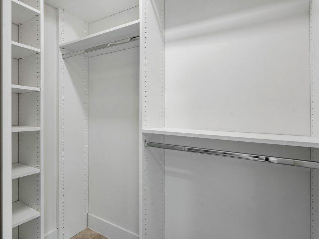 Дом в аренду по адресу 2021 NW 3rd Avenue - фото 6739025