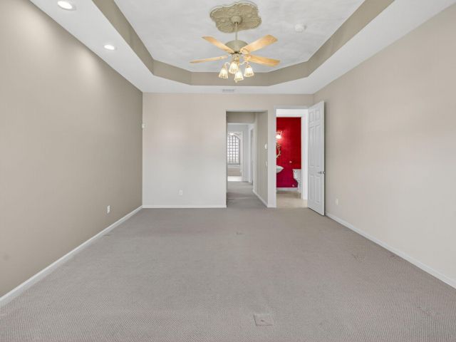 Продажа дома по адресу 7233 Francisco Bend Drive - фото 6737314