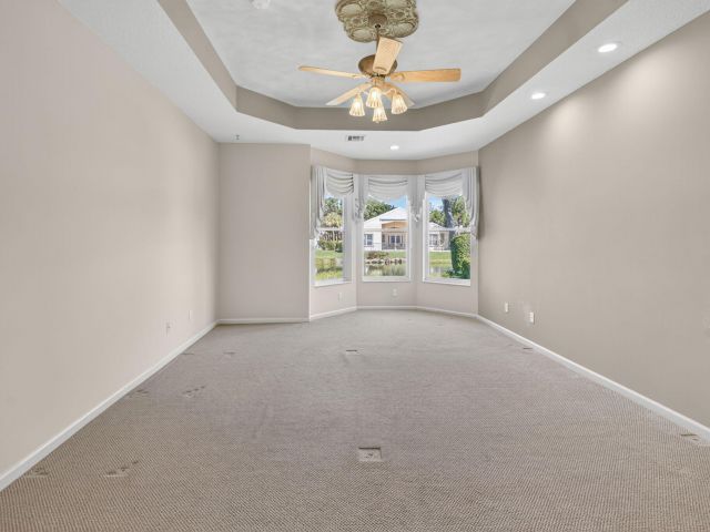 Продажа дома по адресу 7233 Francisco Bend Drive - фото 6737315