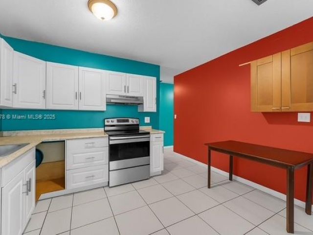 Продажа дома по адресу 313 NW 12th St - фото 6739756