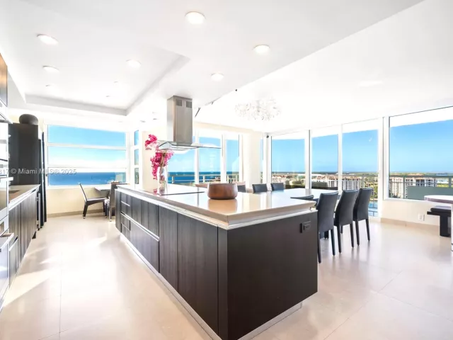 Продажа квартиры #2003 - фото 7331912